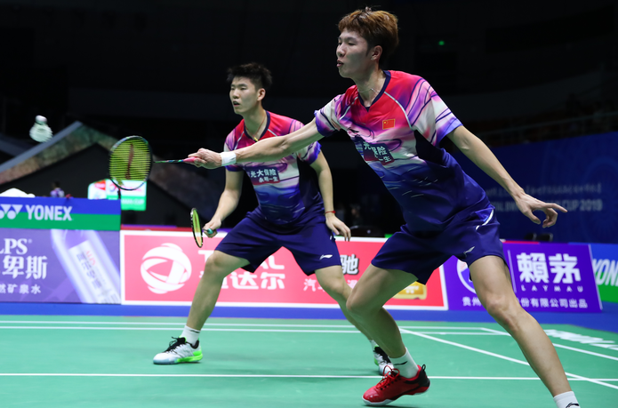 泰国队险胜马来西亚队，黄鸭组合带队取胜