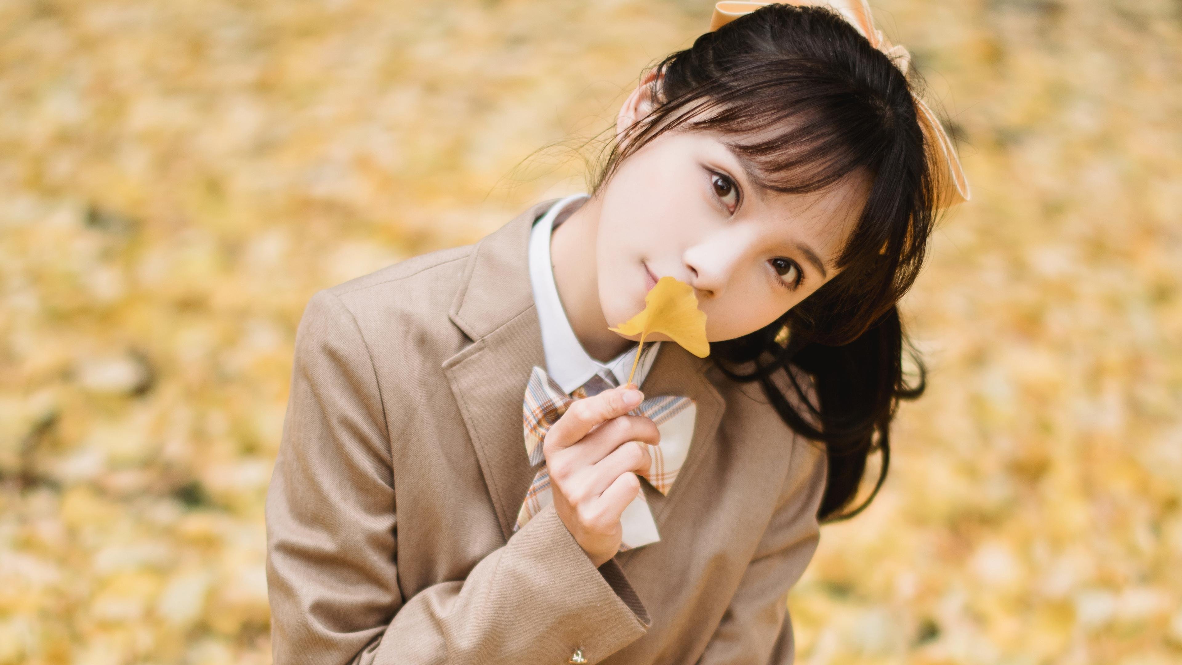 C罗关键先生助卡塔尔踏平哥伦比亚，亚洲之光闪耀世界